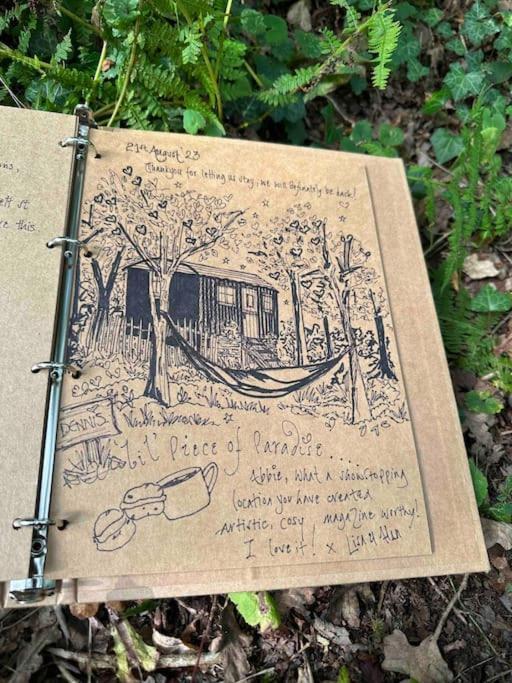 Cornwall Woodland Shepherd'S Hut Deirdres Hut Бодмин Екстериор снимка